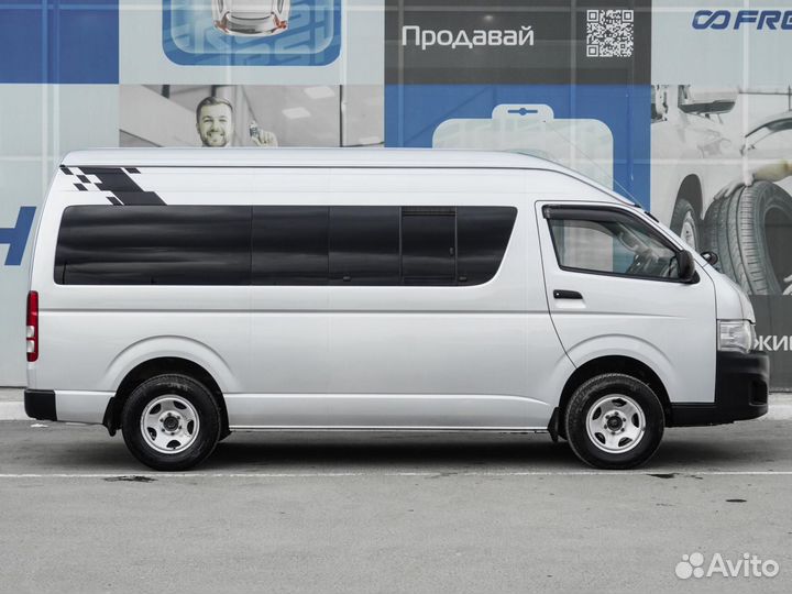 Toyota Regius Ace 2.8 AT, 2013, 127 271 км