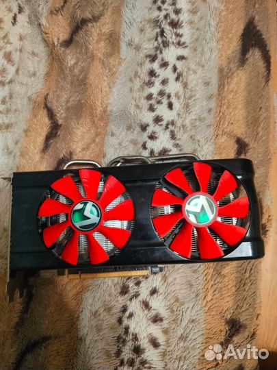 Видеокарта AMD radeon R9 370 объем видео 4 GB