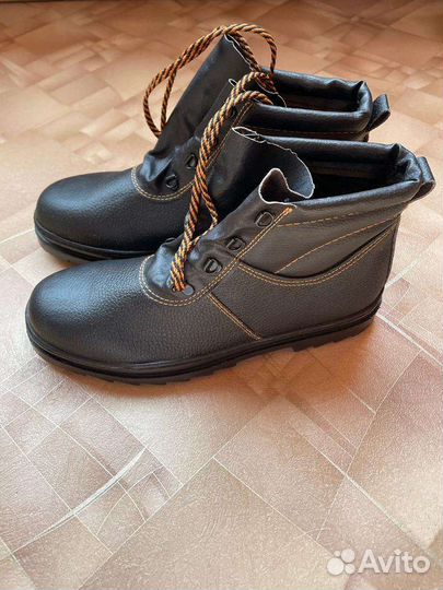 Ботинки рабочие р. 44