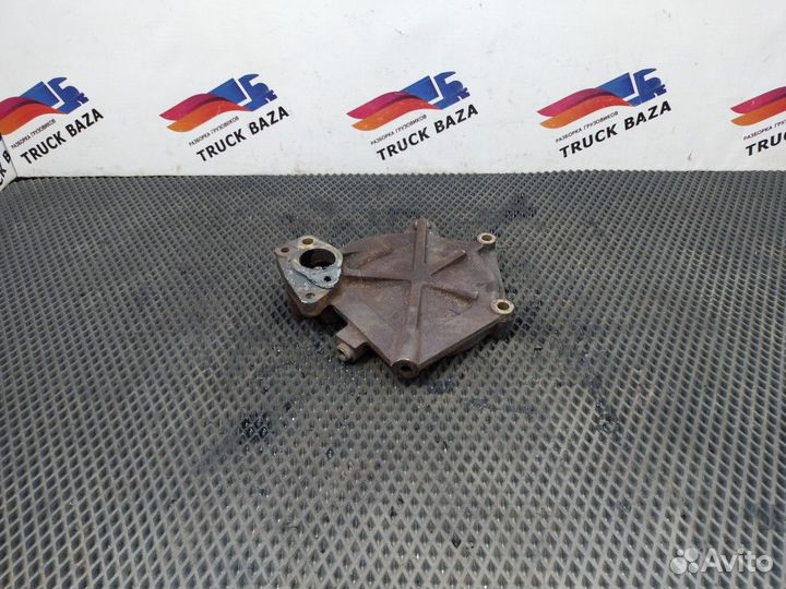 Корпус водяного насоса Renault Magnum