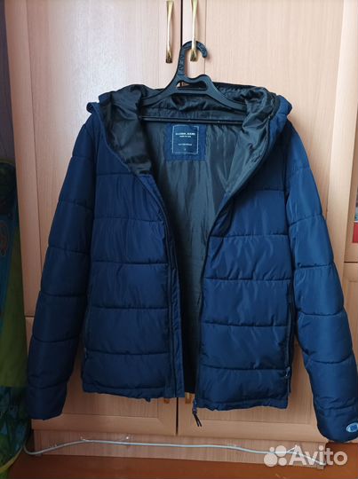 Продам зимнюю куртку в хорошем состоянии