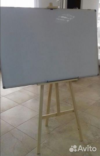 Магнитно-маркерная доска