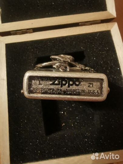 Зажигалка бензиновая zippo