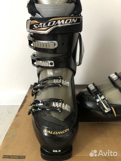 Горнолыжные ботинки Новые