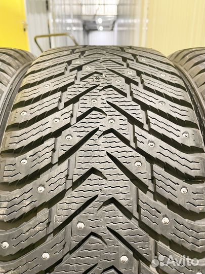 Nokian Tyres Hakkapeliitta 8 275/45 R21 110T