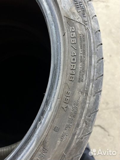 Goodyear Eagle F1 Asymmetric 3 225/45 R18 и 255/40 R18