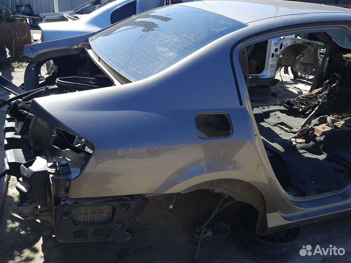Крыло правое заднее Peugeot 407