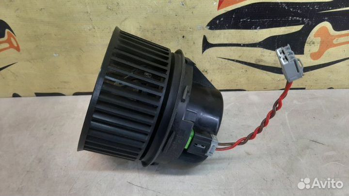 Мотор печки Ford Focus 3 седан jqdb 2013