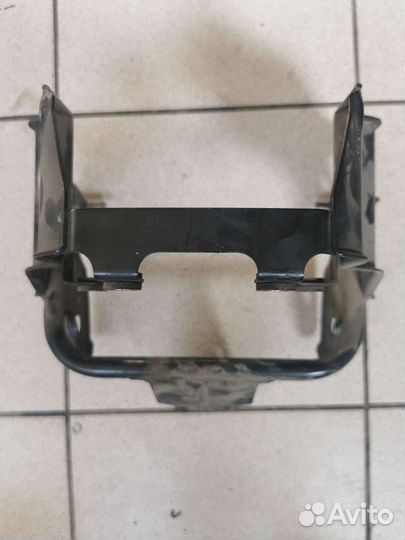 Кронштейн заднего фонаря Suzuki gsx 1100f katana