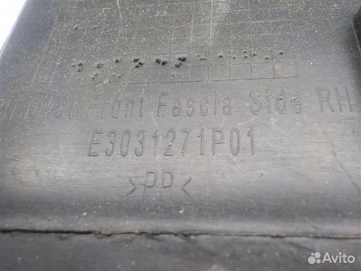 Кронштейн переднего бампера правый Daewoo Nexia 1