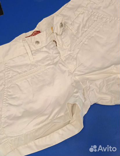 Шортики на девушку