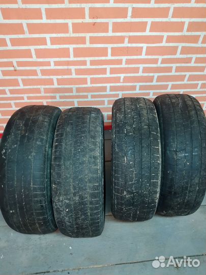 Bridgestone Blizzak Ice 215/65