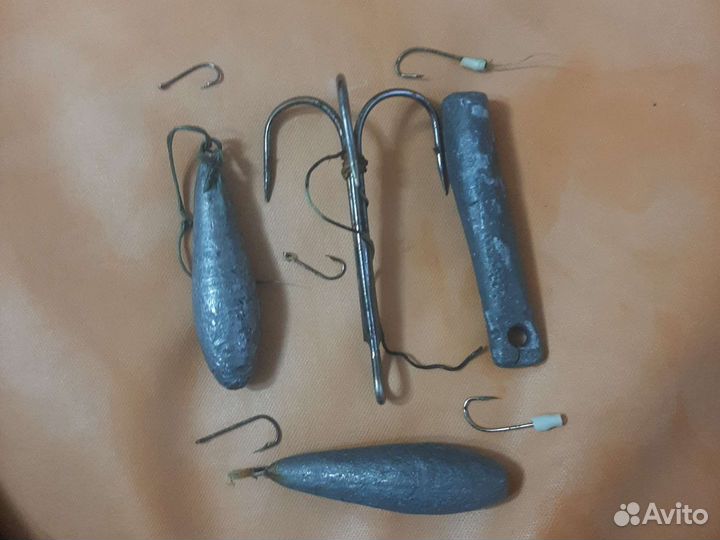 Продаю крючки все которые на фото