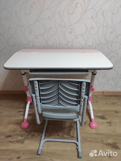Парта трансформер для подростка со стулом