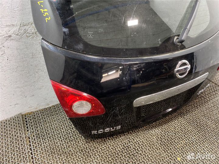 Крышка багажника Nissan Rogue, 2011