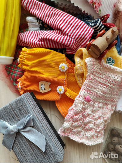 Большой лот кукольных принадлежностей