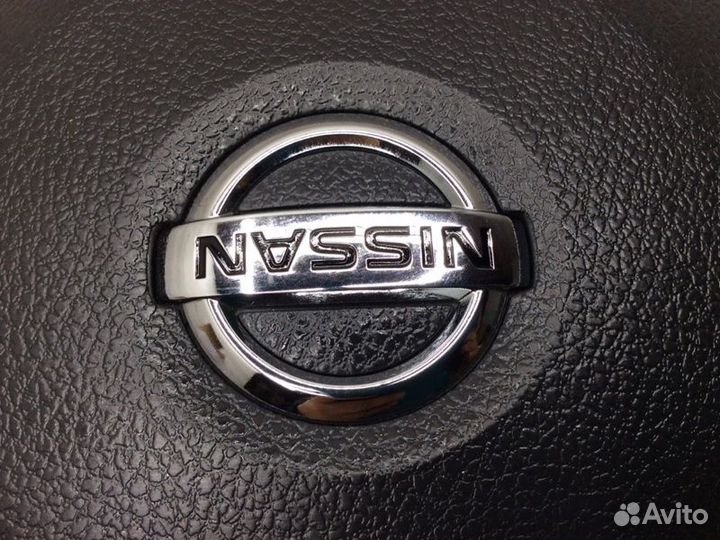 Подушка безопасности в рулевое колесо Nissan