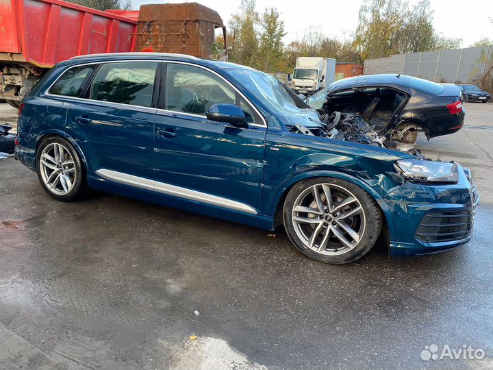 Audi Q7 3.0 AT, 2019, битый, 53 000 км