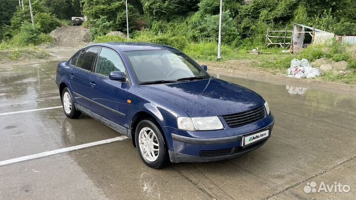 Volkswagen Passat 1.6 МТ, 1997, 348 000 км