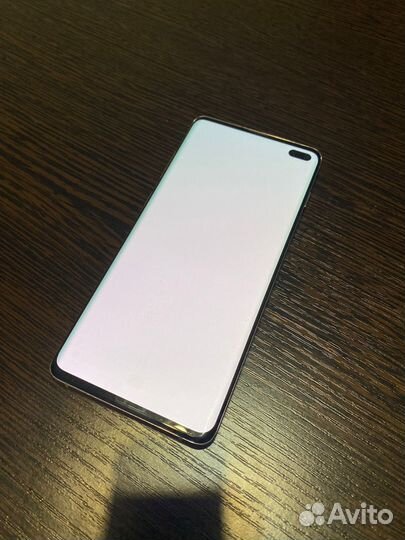 Samsung Galaxy S10+, 8/128 ГБ