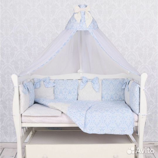 Комплект в детскую кроватку