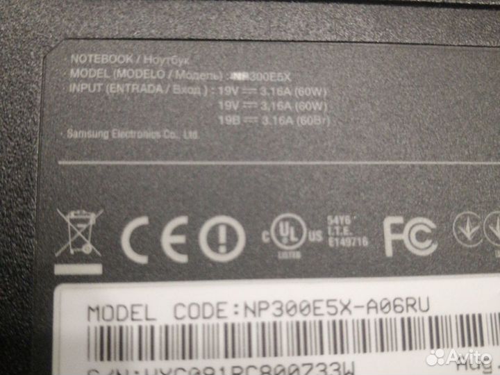 Ноутбук Samsung np300e5x