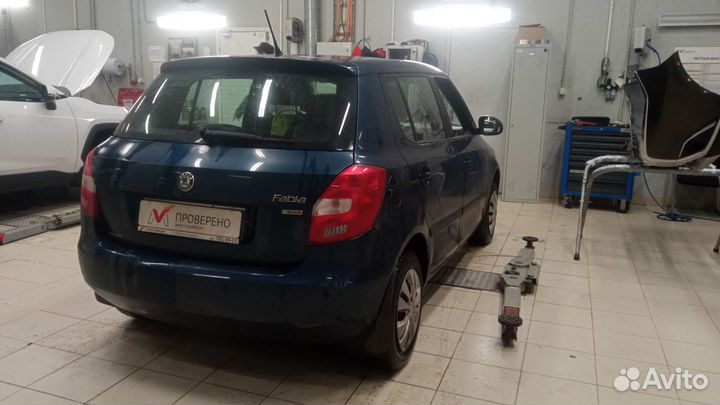 Skoda Fabia 1.6 AT, 2012, 140 680 км