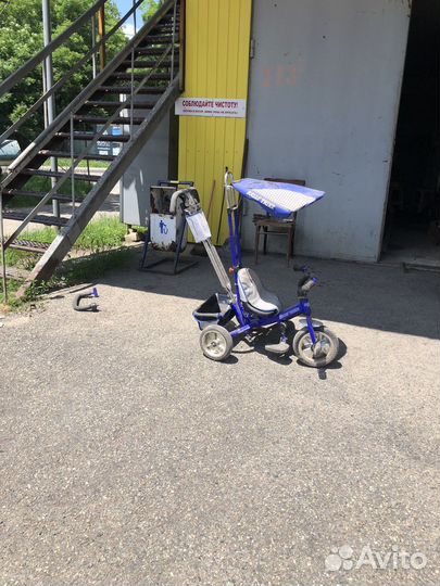 Детский велосипед с родительской ручкой