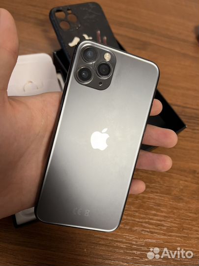 iPhone 11 Pro, 256 ГБ