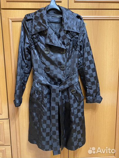 Плащ женский Prada