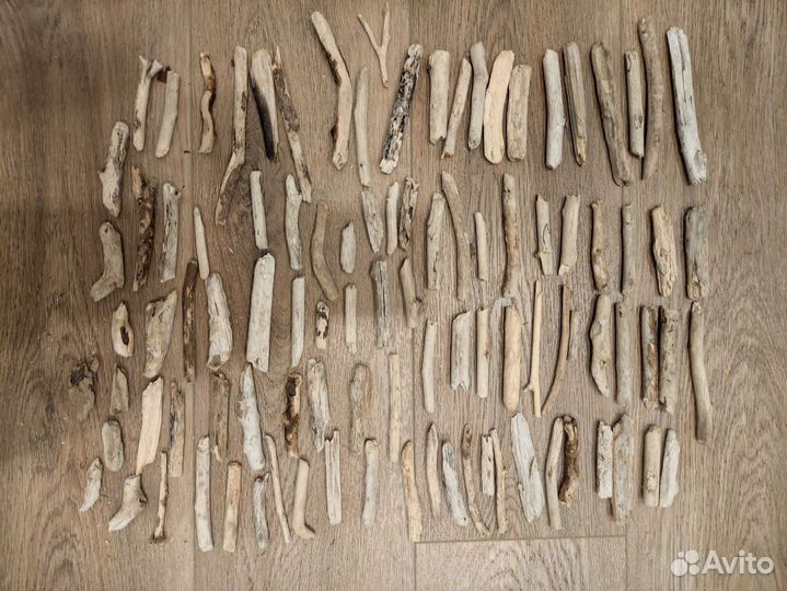 Дрифтвуд, коряги, палки