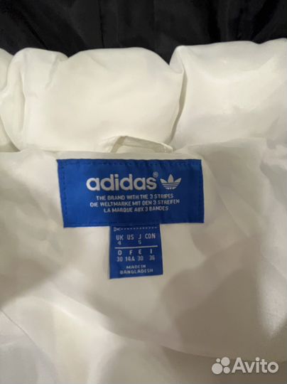 Куртка Adidas почти новая