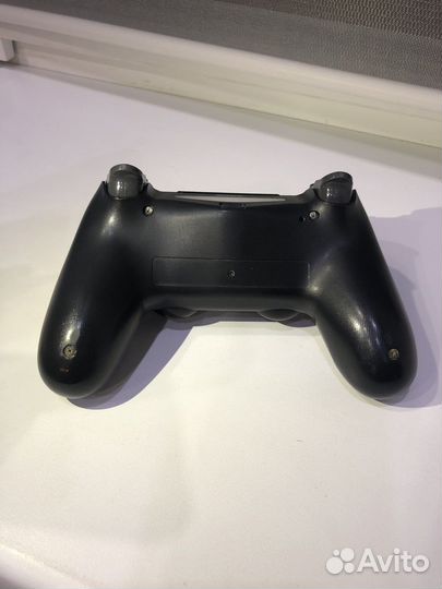 Геймпад PS4