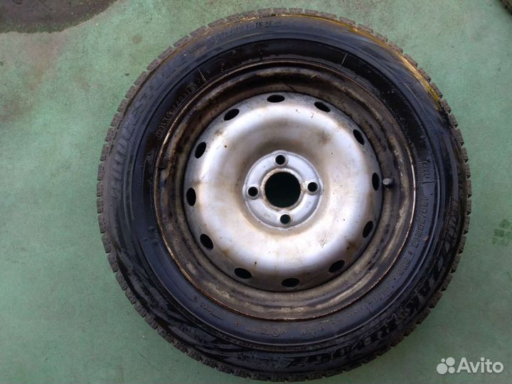 Bridgestone Blizzak Revo GZ 185/65 R15