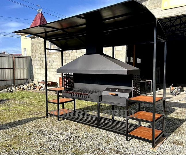 Мангал с крышей лофт