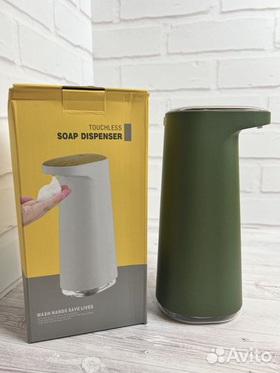 Диспенсер для жидкого мыла сенсорный на кухню