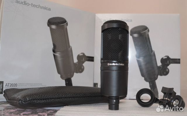 Студийный микрофон Audio-Technica AT2020