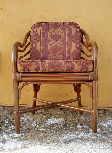 Кресло из ротанга