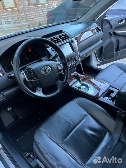 Toyota Camry 2.5 AT, 2013, 230 000 км