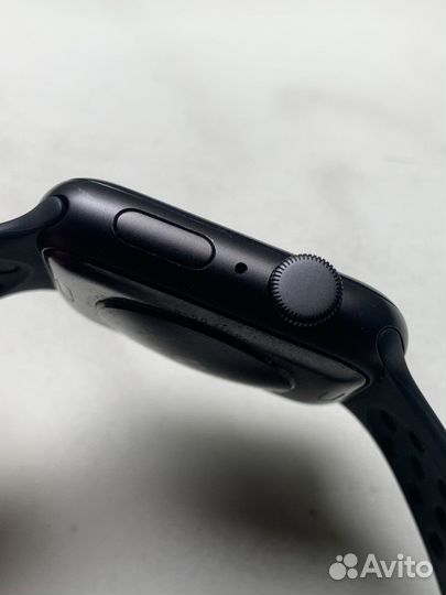 Apple watch se 44mm nike