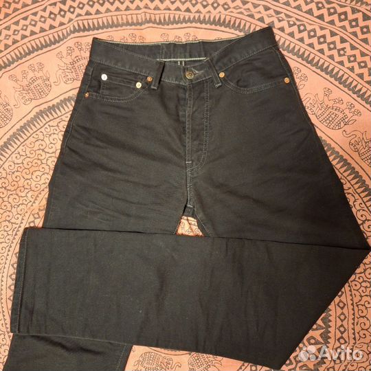 Джинсы Levi's 551