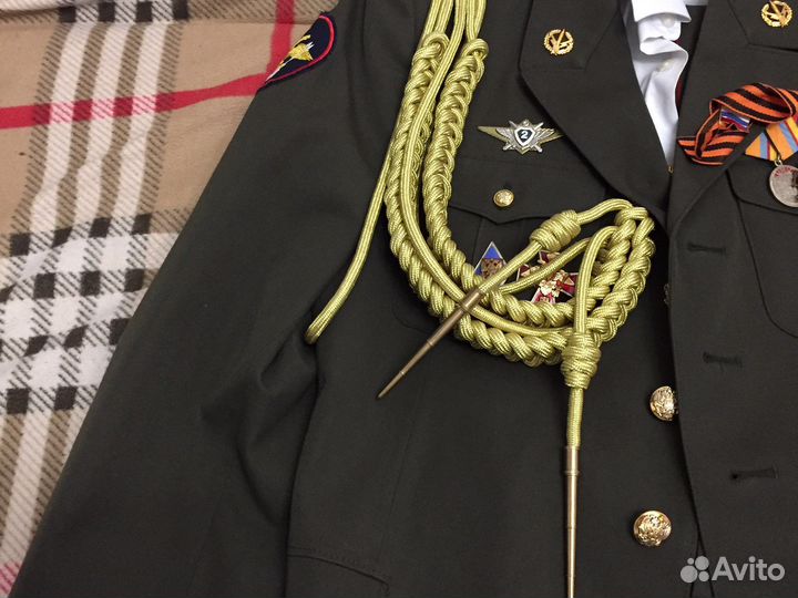 Парадный Аксельбант на военную форму офицера