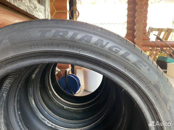 Triangle TH201 2.25/45 R18