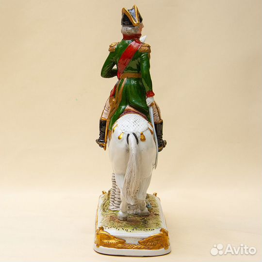Статуэтка «Генерал бессьер на коне» Фарфор