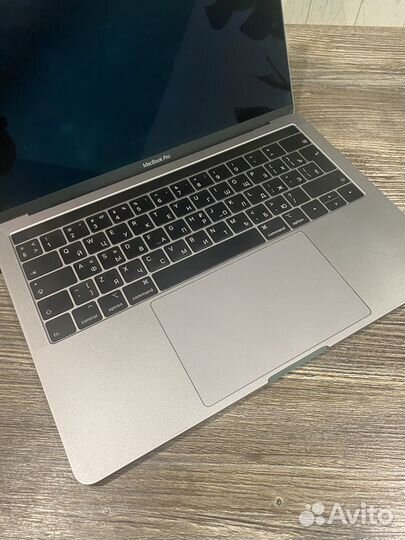 Apple MacBook Pro 13-inch 2019