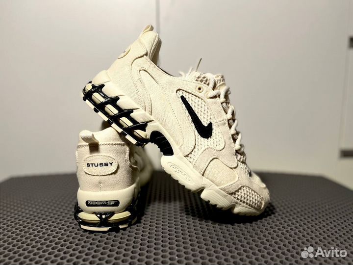 Кроссовки Nike Stussy