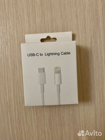 Кабель Apple USB-C to Lightning 1m