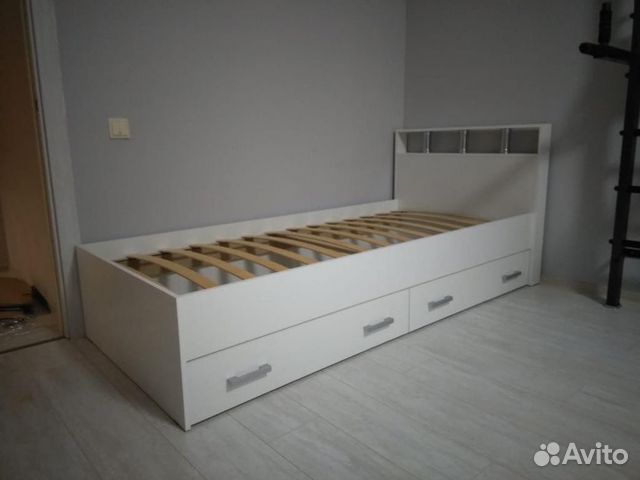 Кровать с ящиками 900х2000