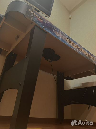 Настольный аэрохоккей