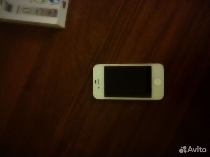 iPhone 4S, 8 ГБ
